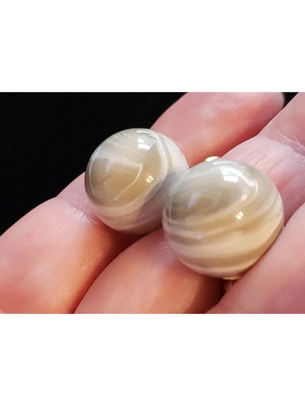 Vintage Gray & White Lucite Clip-On Earring-‎ Mid-Century Modern Earrings bc-12